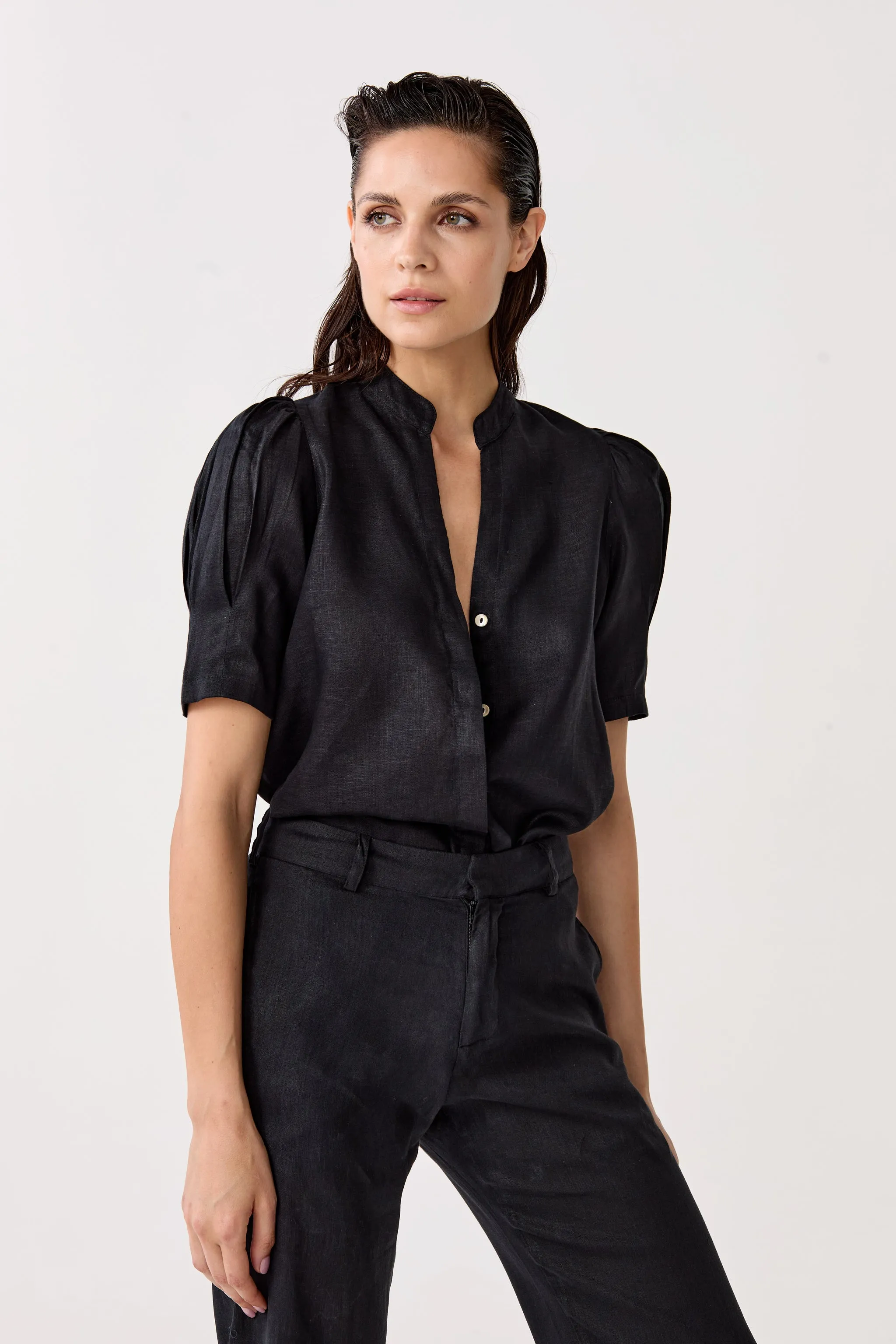 Athina Linen Shirt - Black