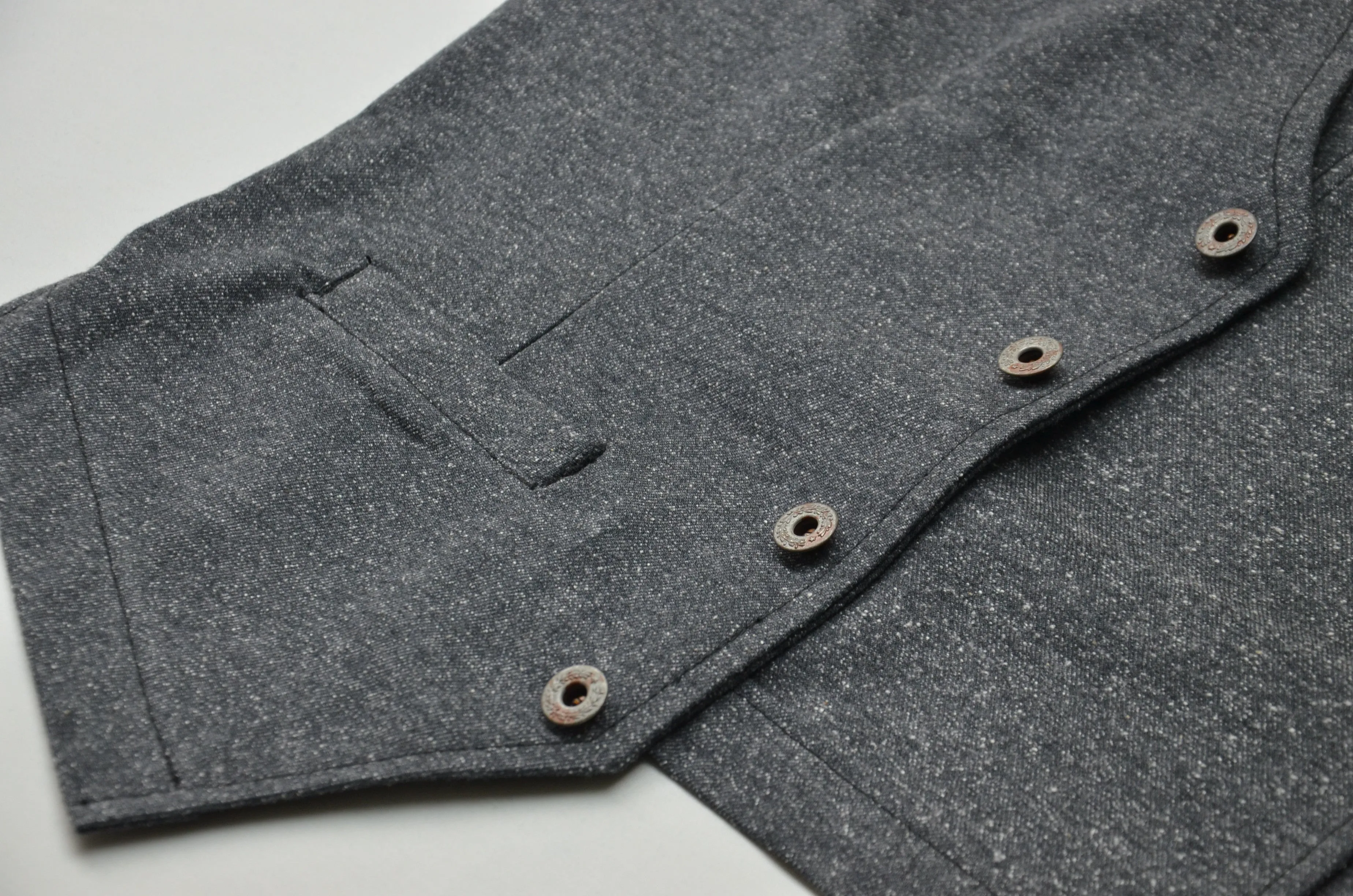 BLACK TWEED WORK VEST