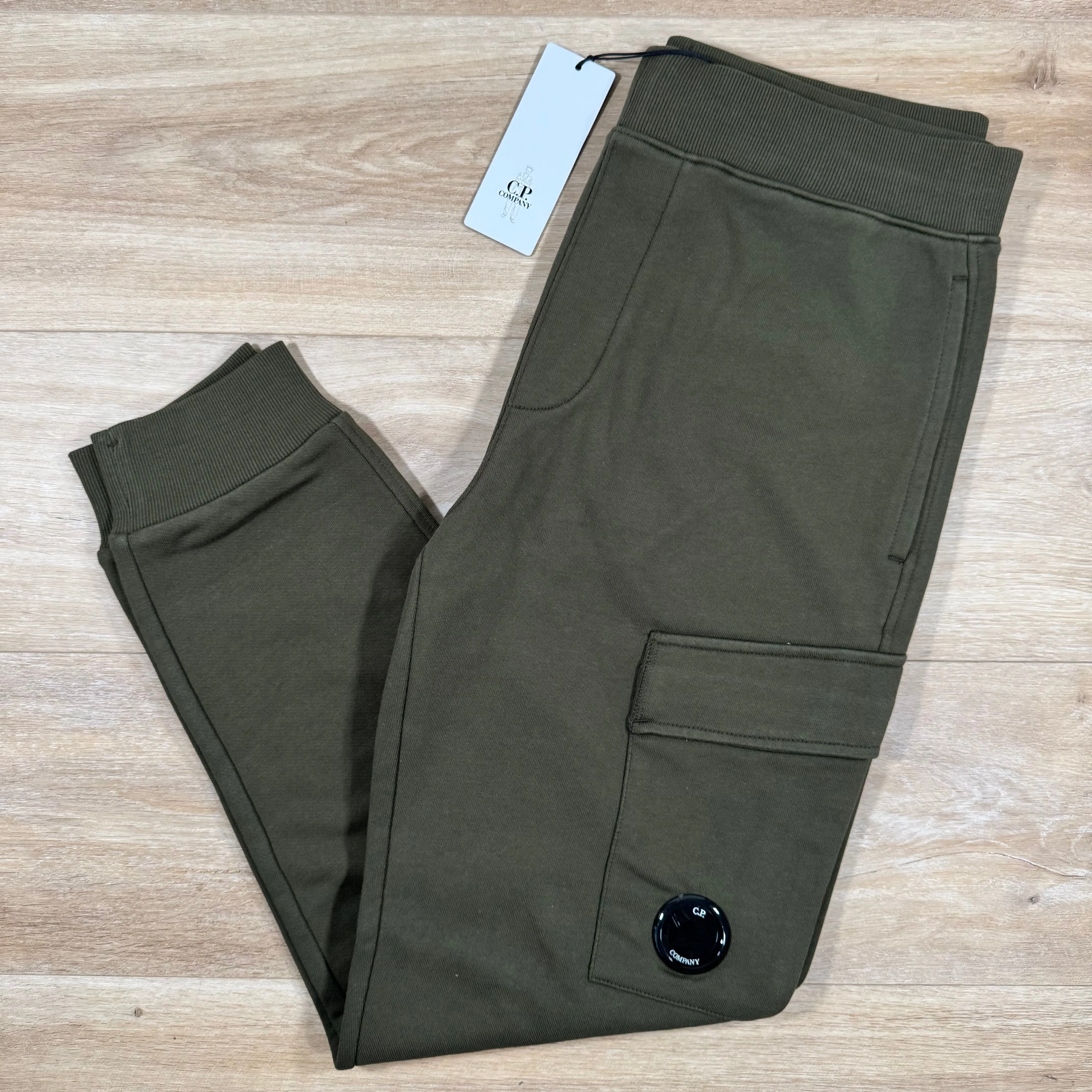 C.P. Company Diagonal Raised Lens Sweatpants in Ivy Green