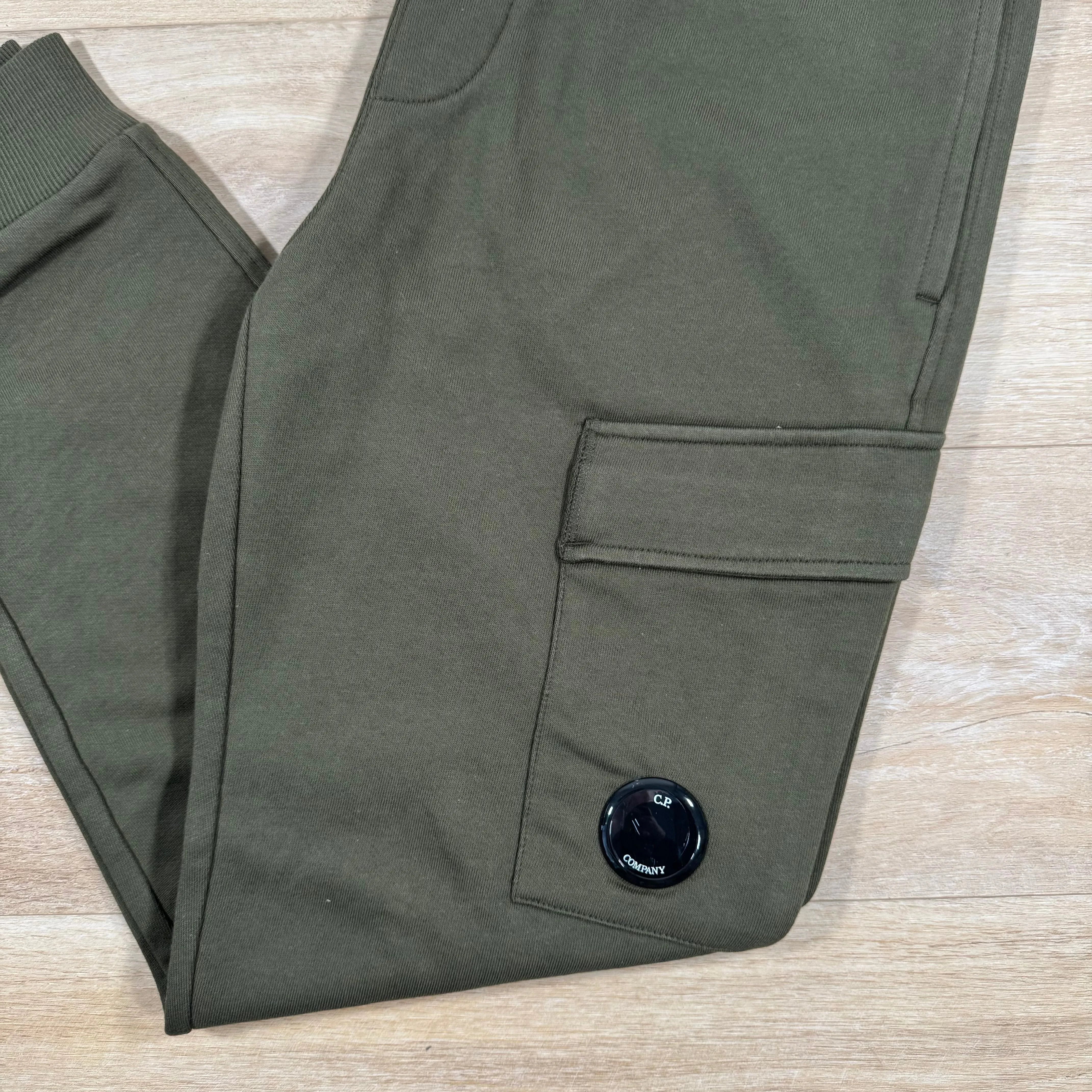 C.P. Company Diagonal Raised Lens Sweatpants in Ivy Green