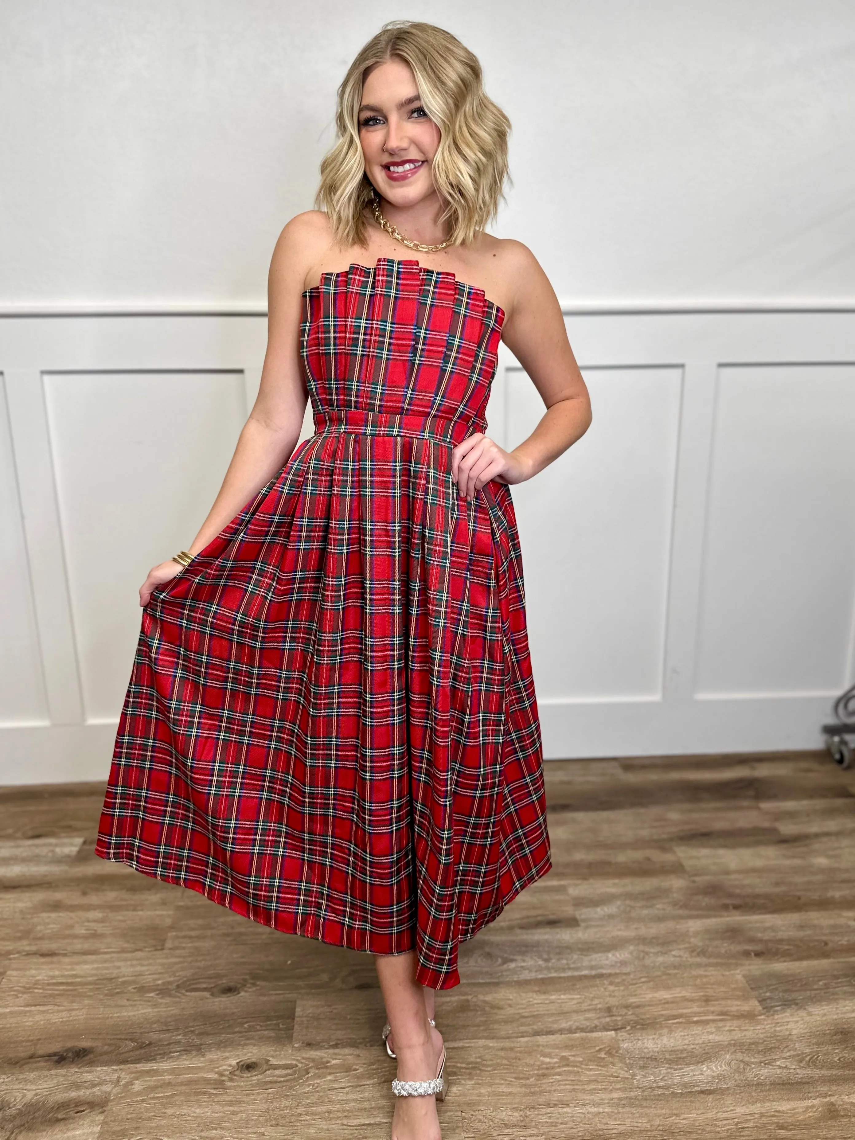 Holiday Elegance Strapless Plaid Dress