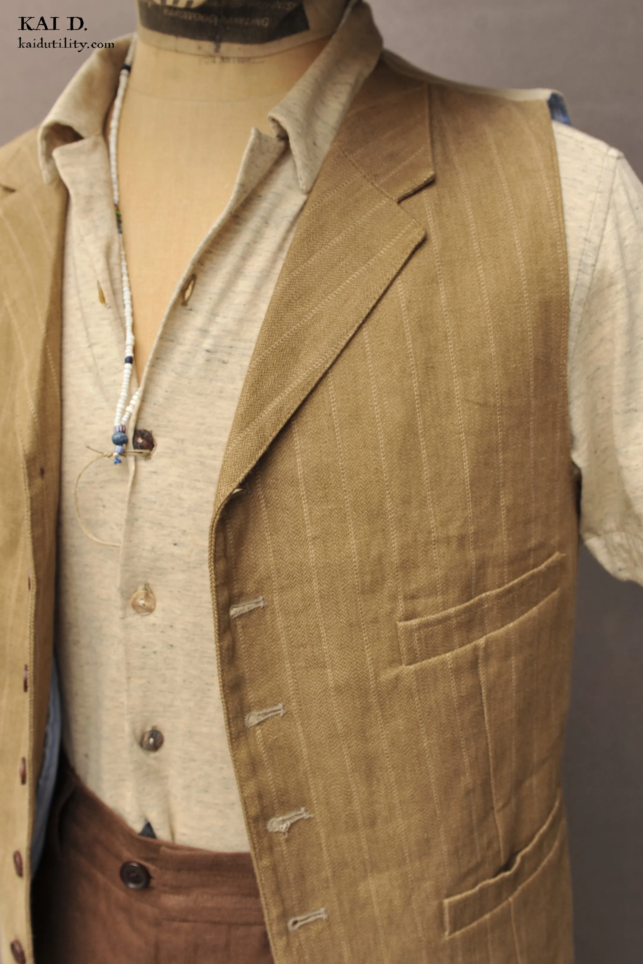 Italian Linen Doyle Vest - Tan - M