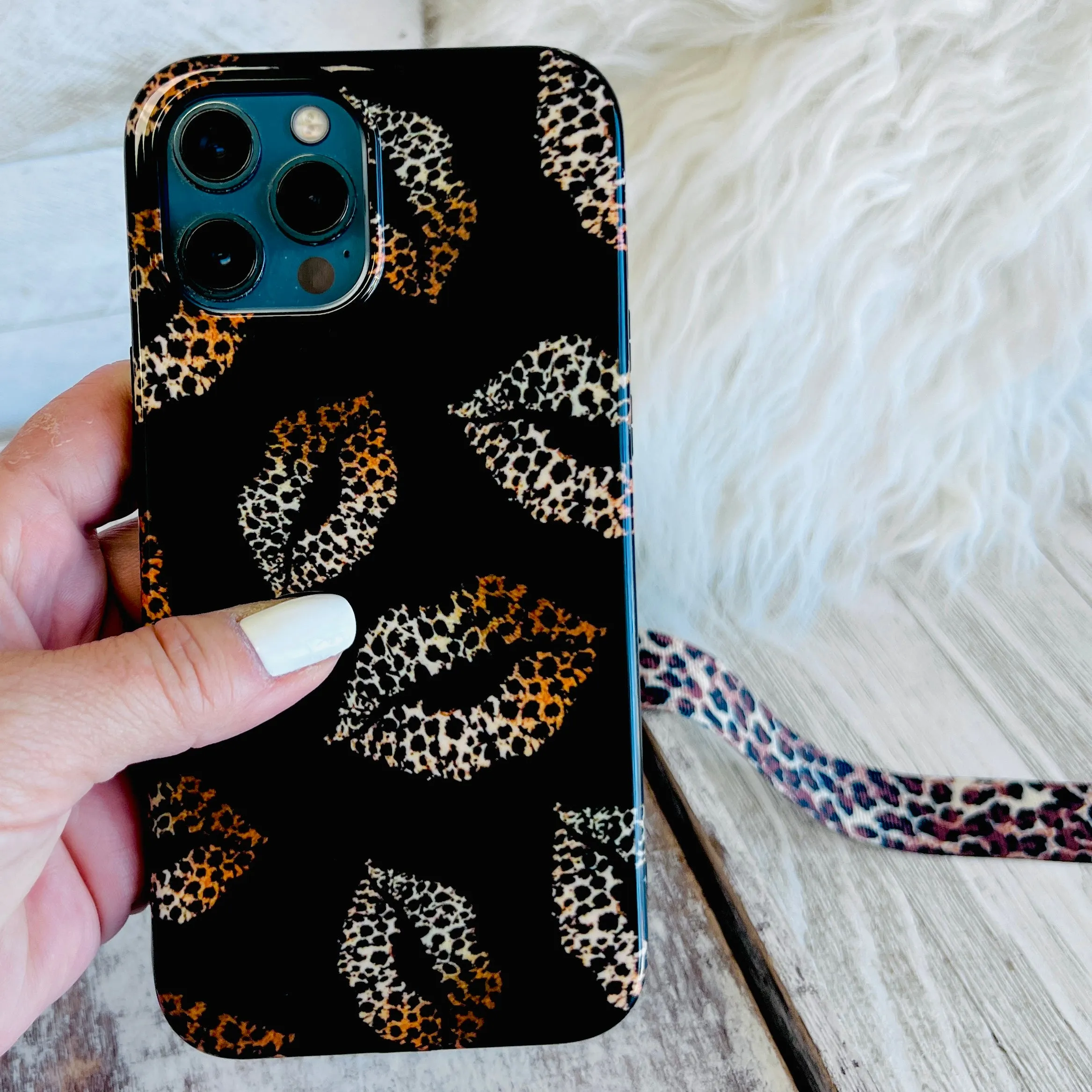 Leopard Smooches Case For iPhone