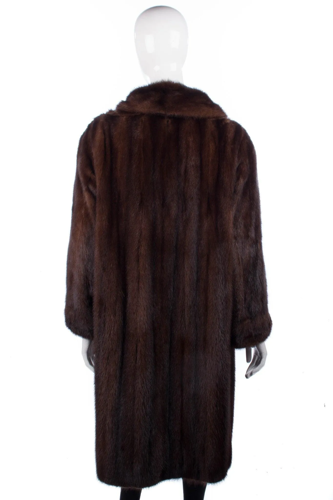 Lovely full length vintage M.Michaels ranch mink coat. Deep mahogany brown, very shiny