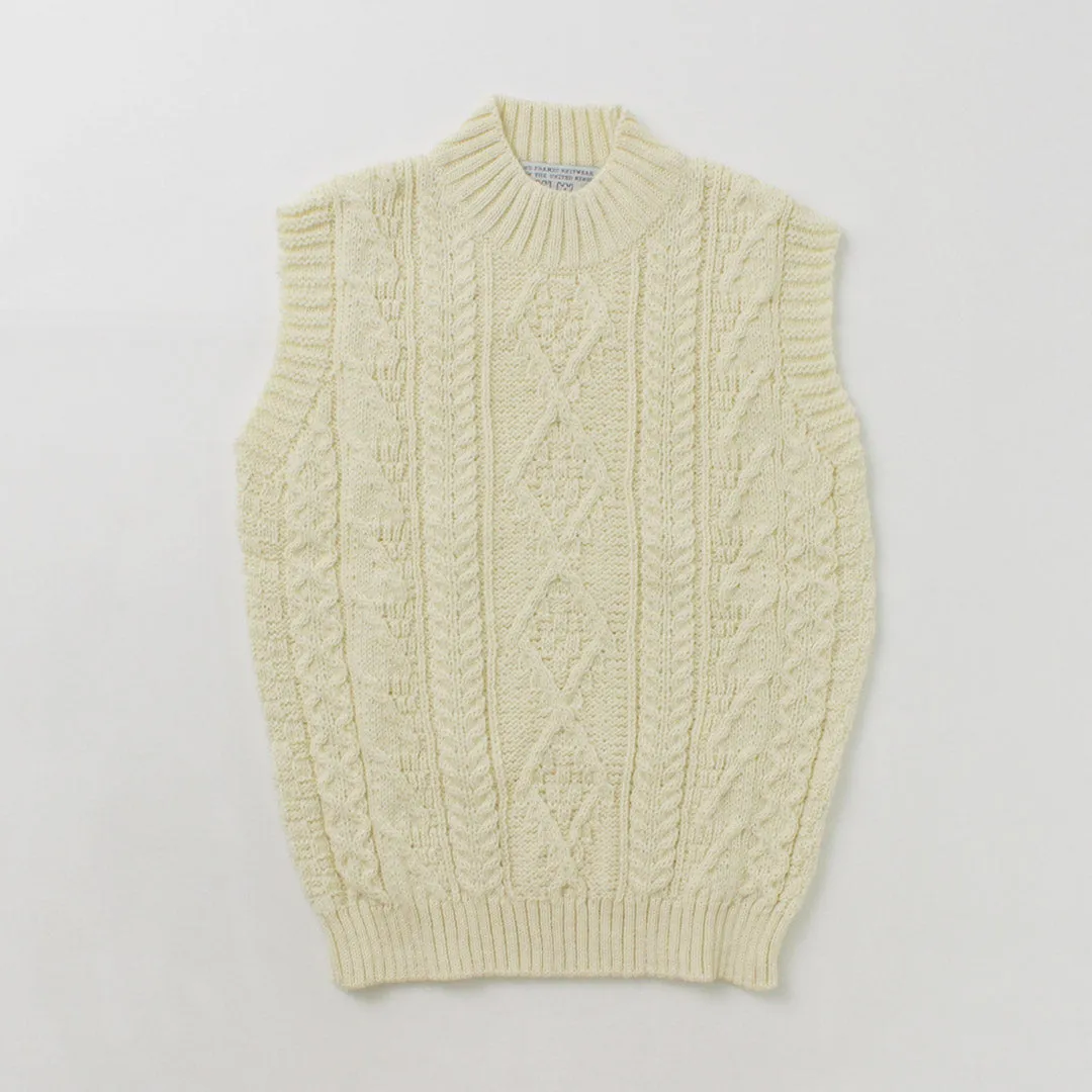 OLD DERBY KNITWEAR / Cable Turtle Slipover