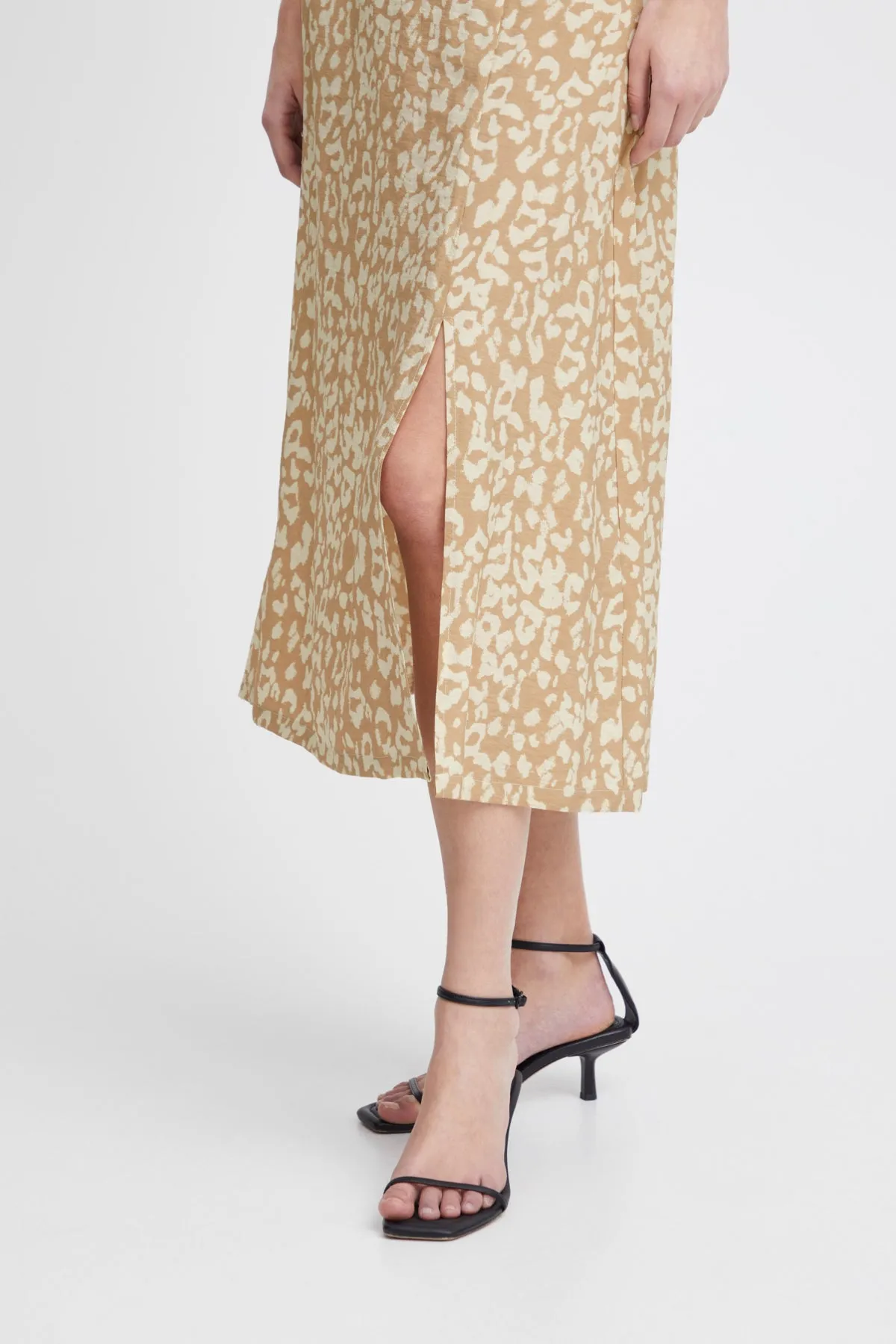 Tamiko Skirt Natural Leopard Print