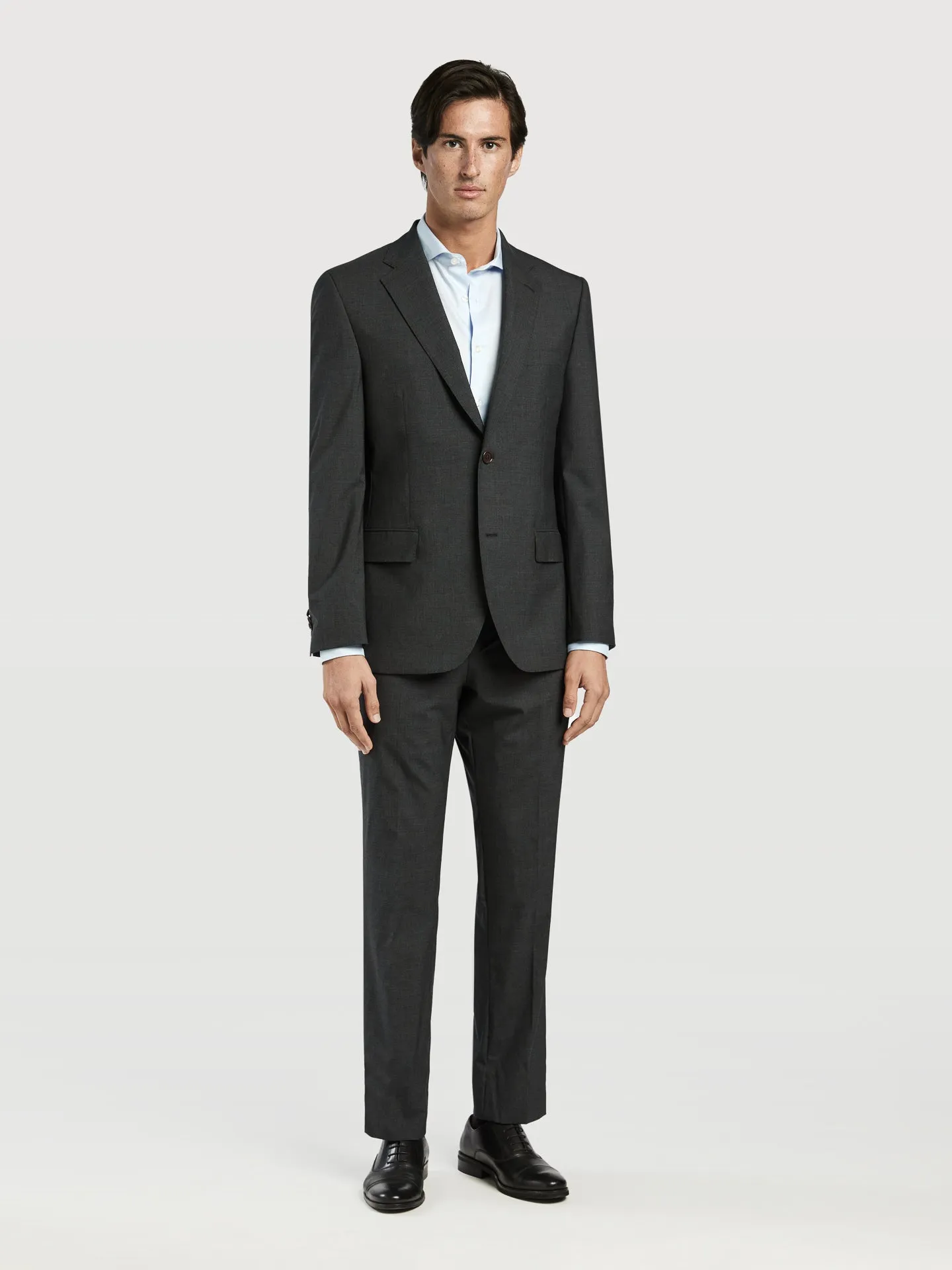 Timeless essential regular fit business suit