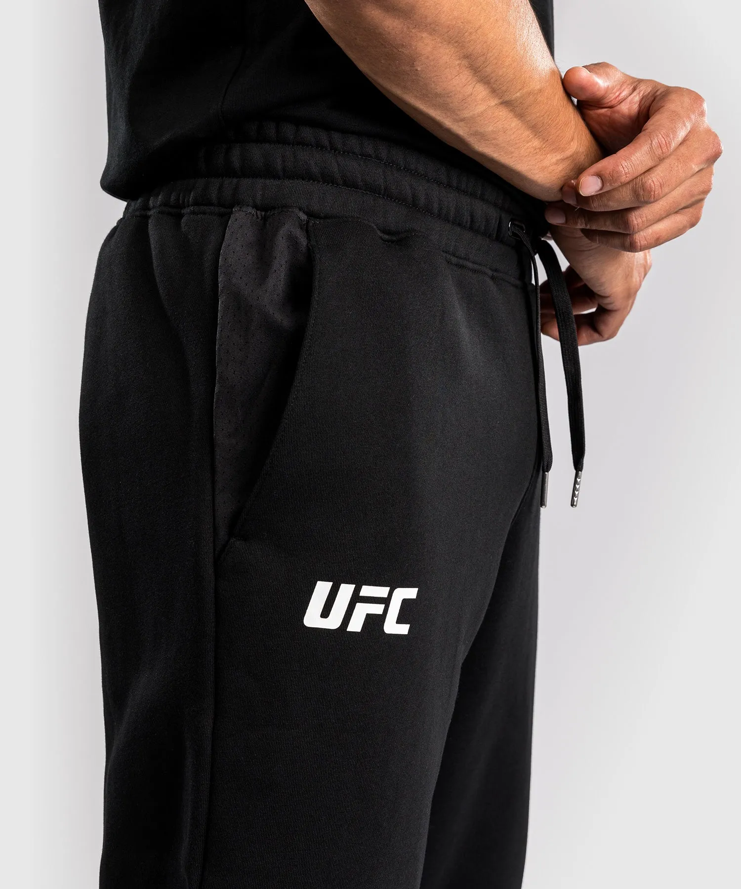 UFC Fusion by Venum Men’s Replica Pant - Black